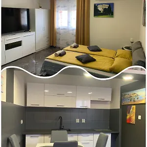  Apartamento Dama Blizina Amfiteatra I Bus Kolodvora ,privatan Parking ,self-check- In